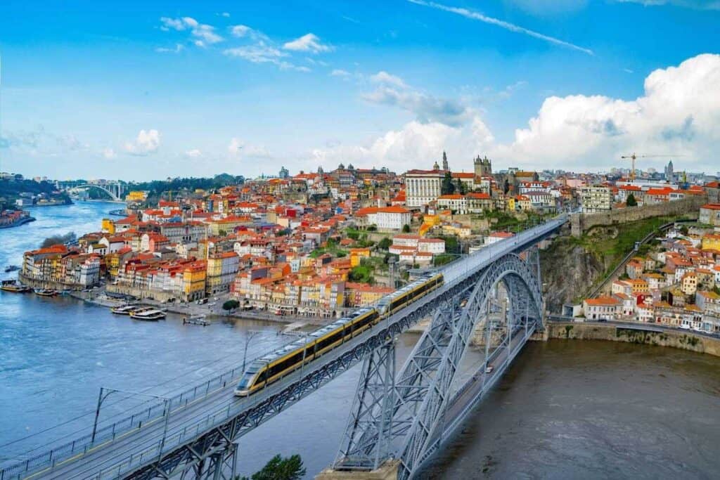 cities of portugal to live in